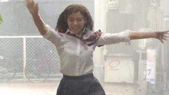 娱乐吃瓜酱爱与责任,娱乐吃瓜酱的甜蜜纠葛